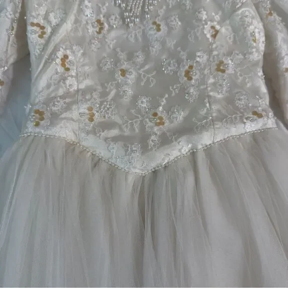 Vintage Ivory Tulle & Lace Flower Girl Dress with Rosette Back & Pearl Detail - Picture 5 of 16